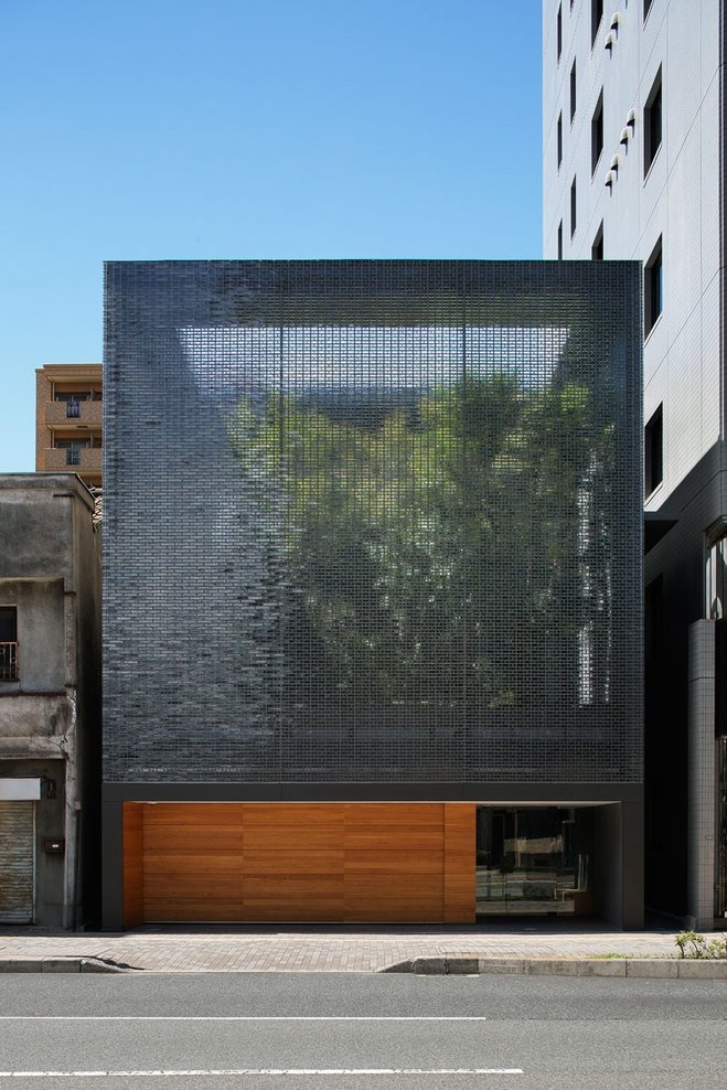 Optical Glass House by Hiroshi Nakamura & NAP | Home Adore