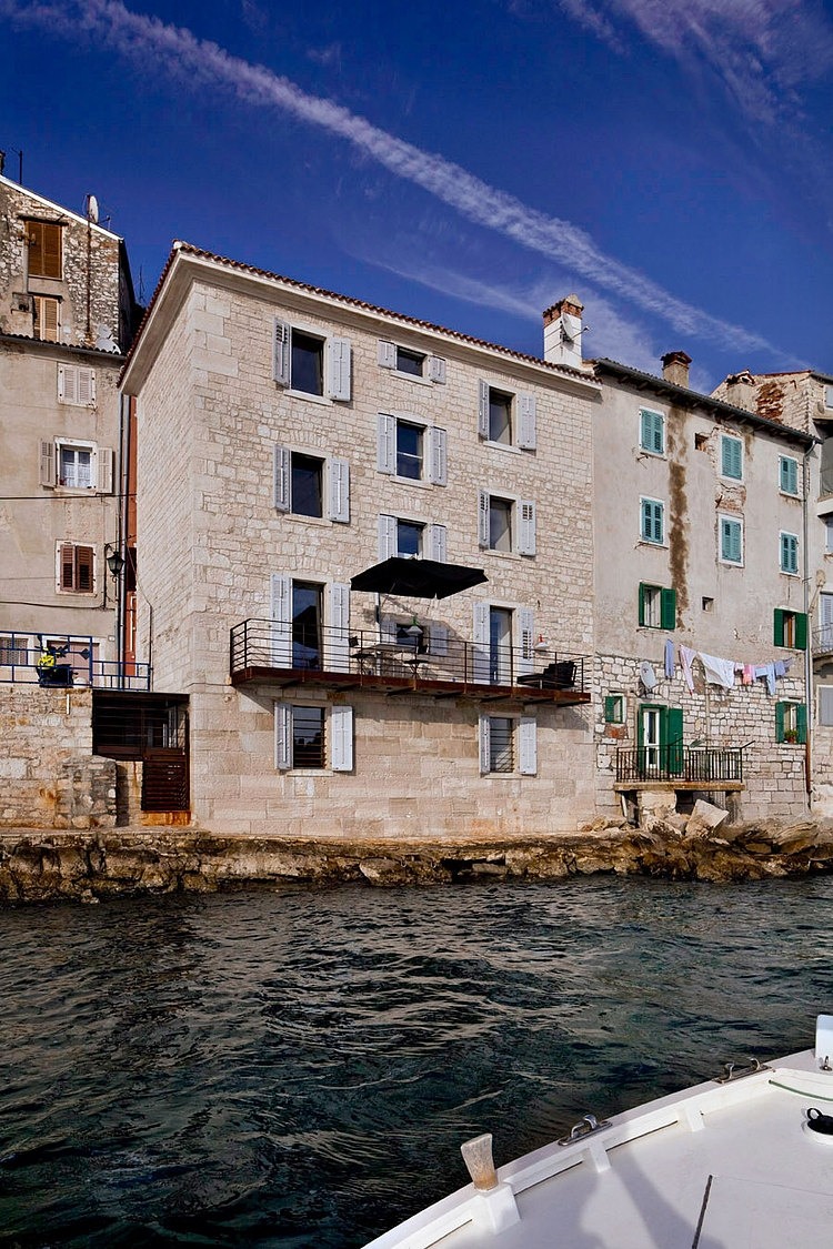 Tower in Rovinj by Giorgio Zaetta Architect