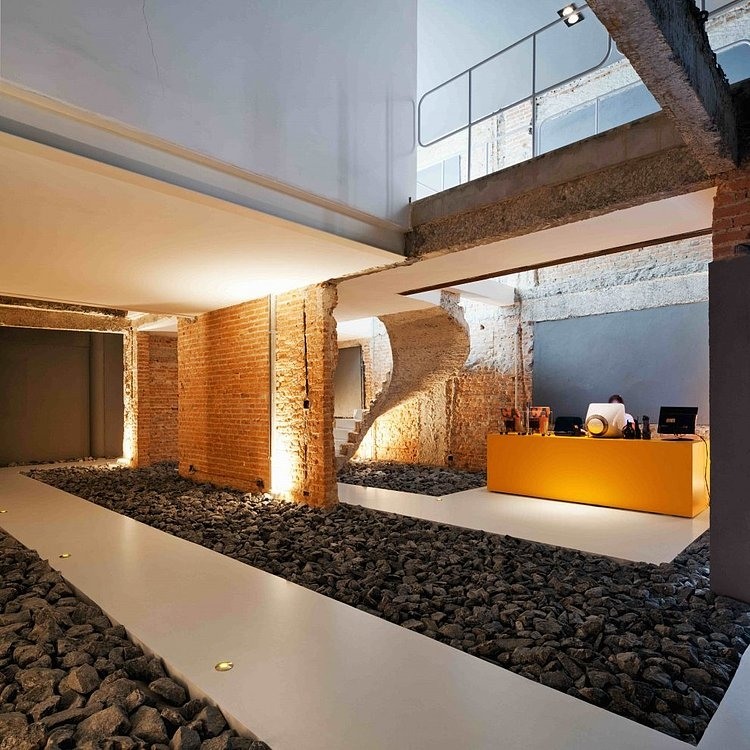 Casa Rex by FGMF Arquitetos