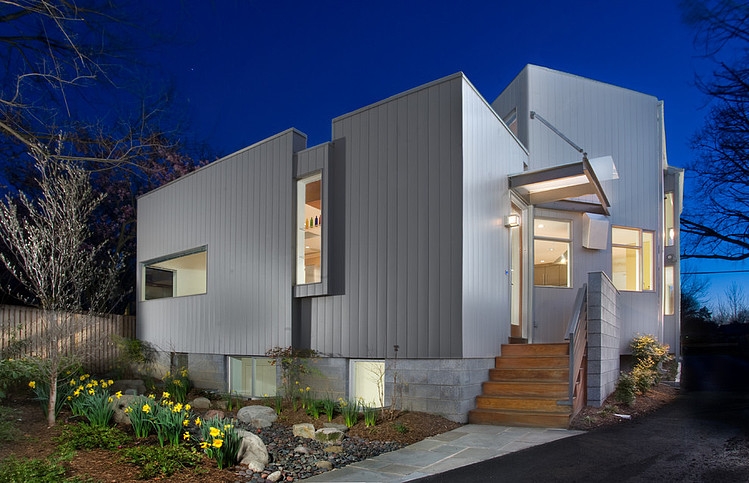 1725 Modern Transformation by Ben Ames AIA