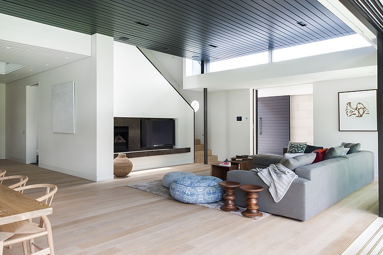 Mosman House by Tanner Kibble Denton Architects