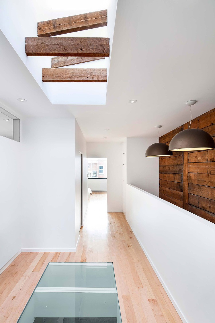 8th Ave Residence by NatureHumaine