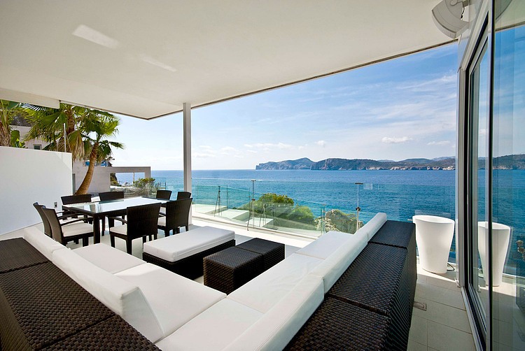 Waterfront Designer Villa in Mallorca