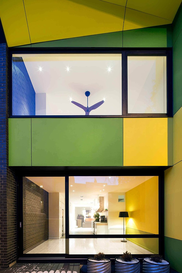 8th Ave Residence by NatureHumaine