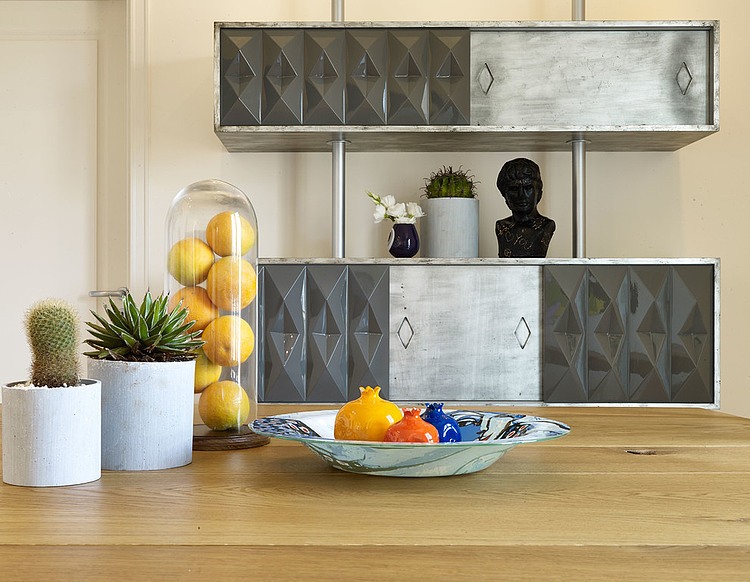 Leanna Apartment by Vick Vanlian Architecture and Design