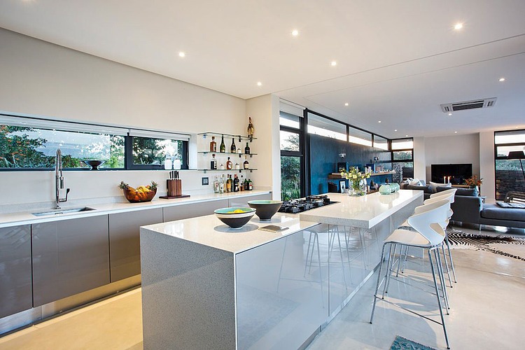 Aloe Ridge House by Metropole Architects