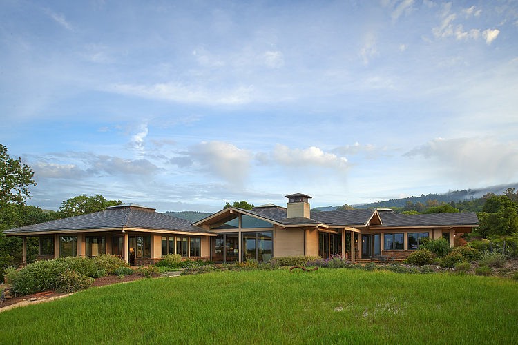 Portola Valley by Stoecker and Northway Architects