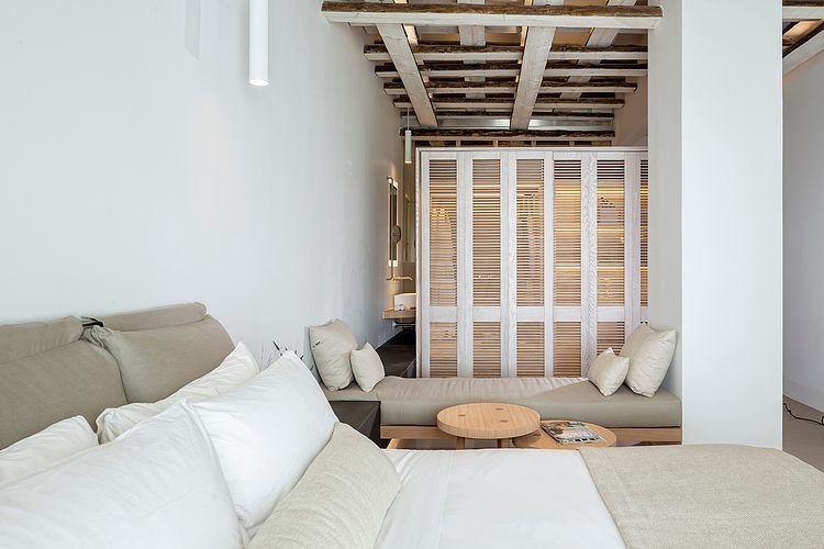 Bill & Coo by K-Studio