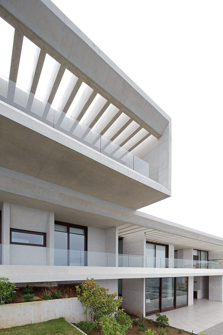 Mo House by Gonzalo Mardones Arquitecto