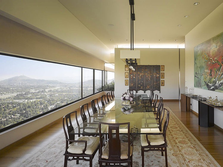 House in Vitacura by Izquierdo Lehmann