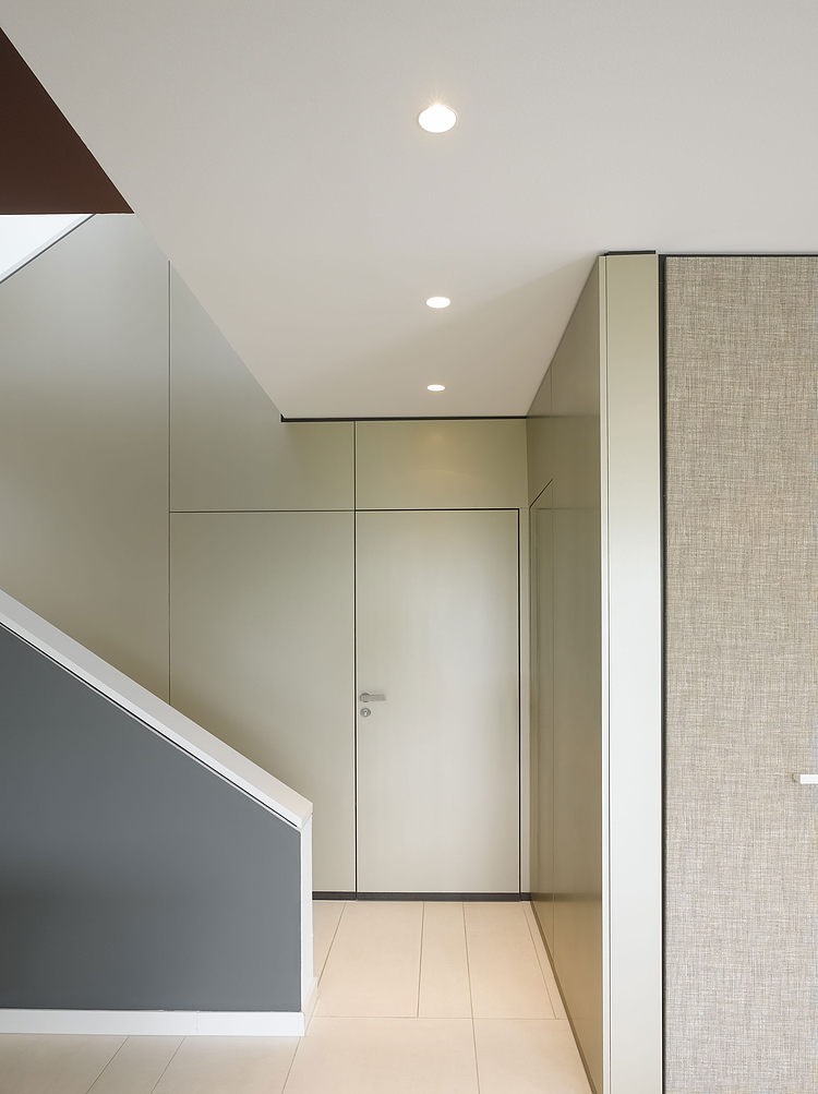 Apartment Sch by Ippolito Fleitz Group