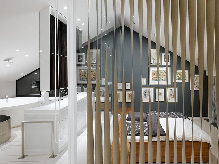 Apartment Sch by Ippolito Fleitz Group