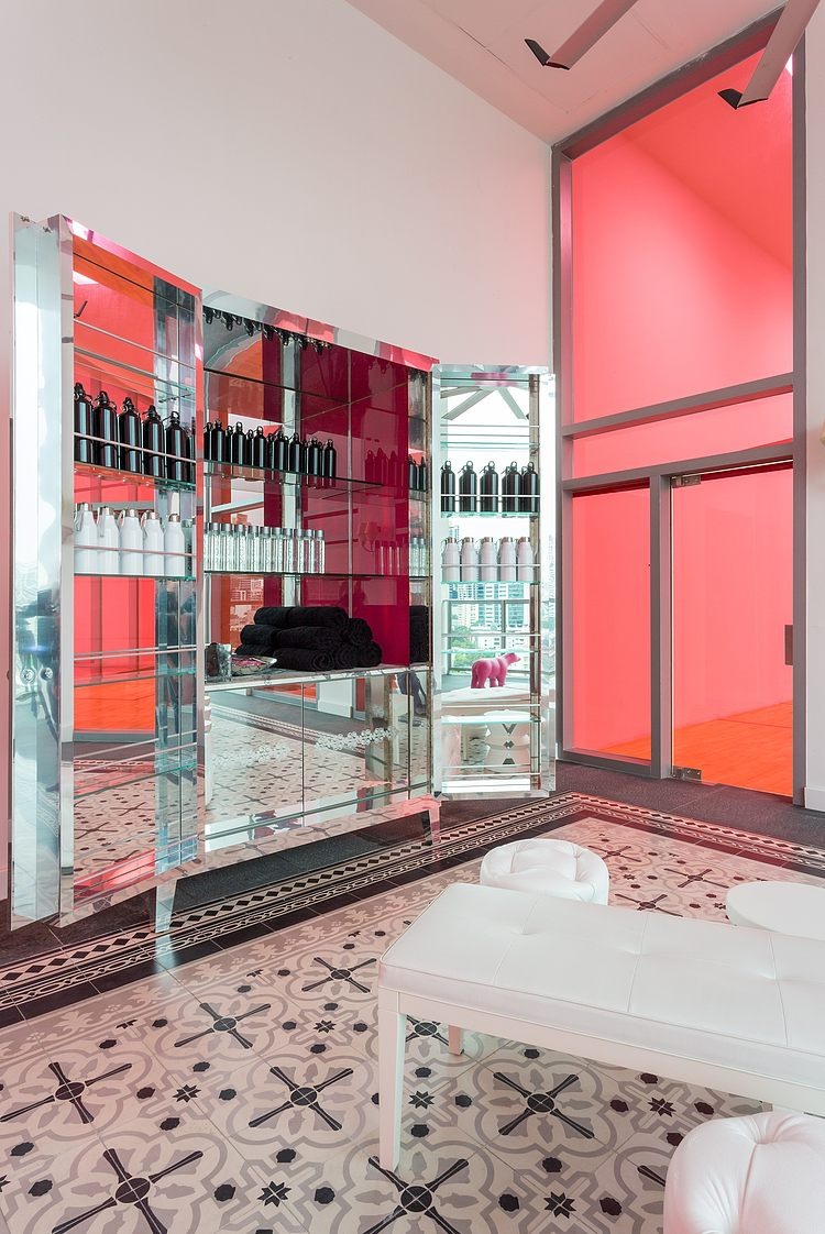 Yoo Panama by Philippe Starck