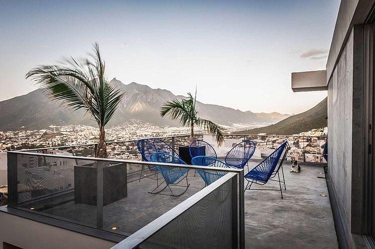 Casa IPE by P+0 Architecture