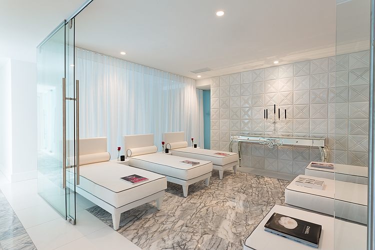 Yoo Panama by Philippe Starck