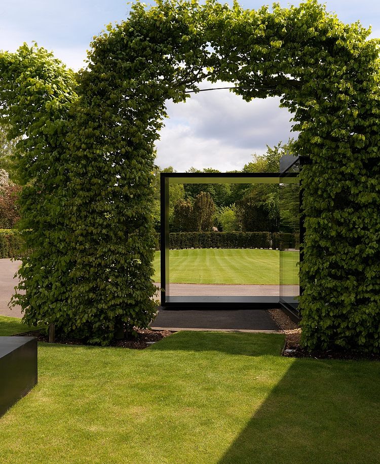 Chilterns Villa by Lazzarini Pickering Architetti