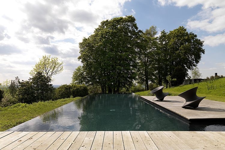 Chilterns Villa by Lazzarini Pickering Architetti