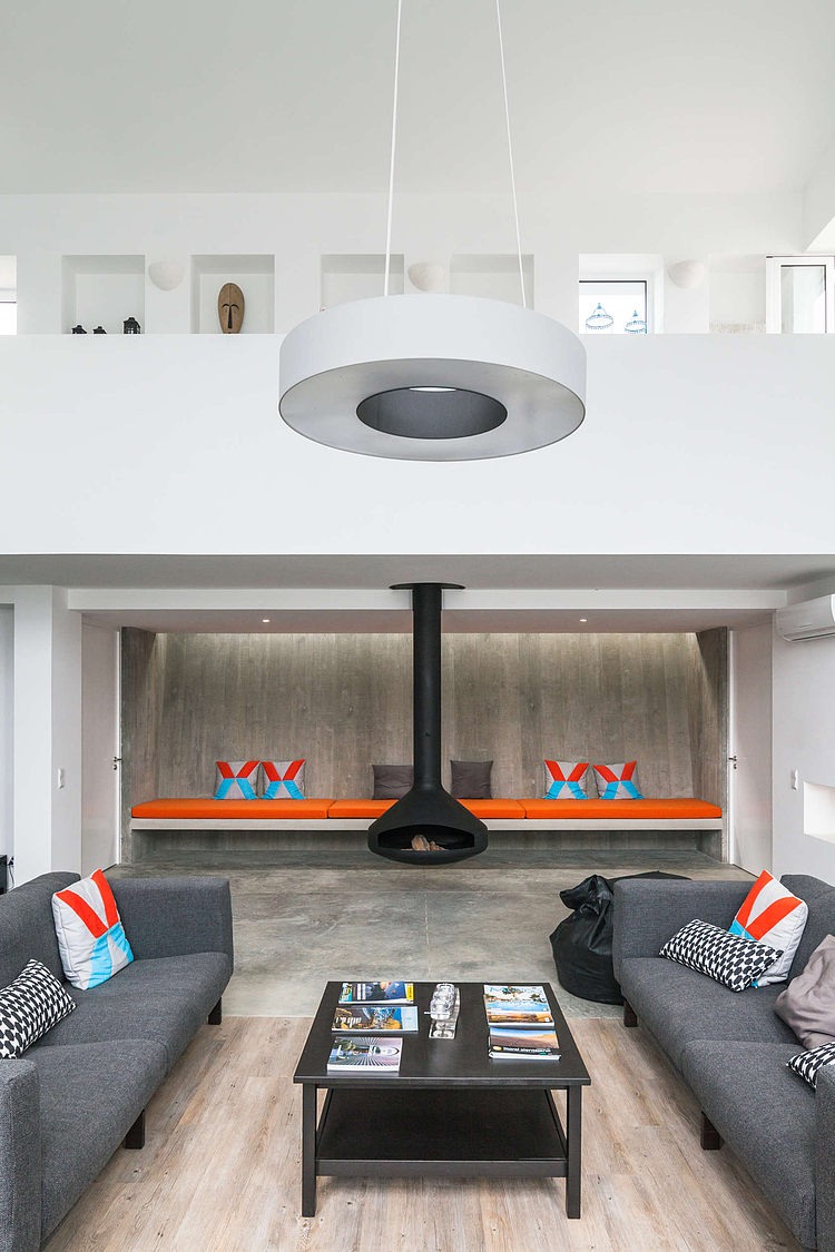 Pé no Monte by [i]da Arquitectos