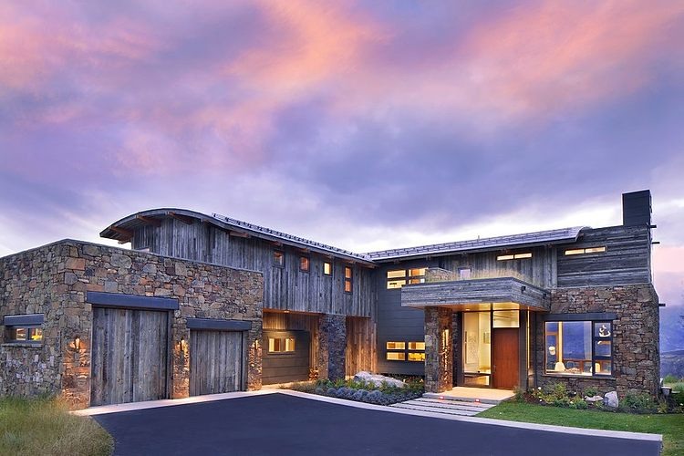 Contemporary Western by Hoyt / CTA Architects