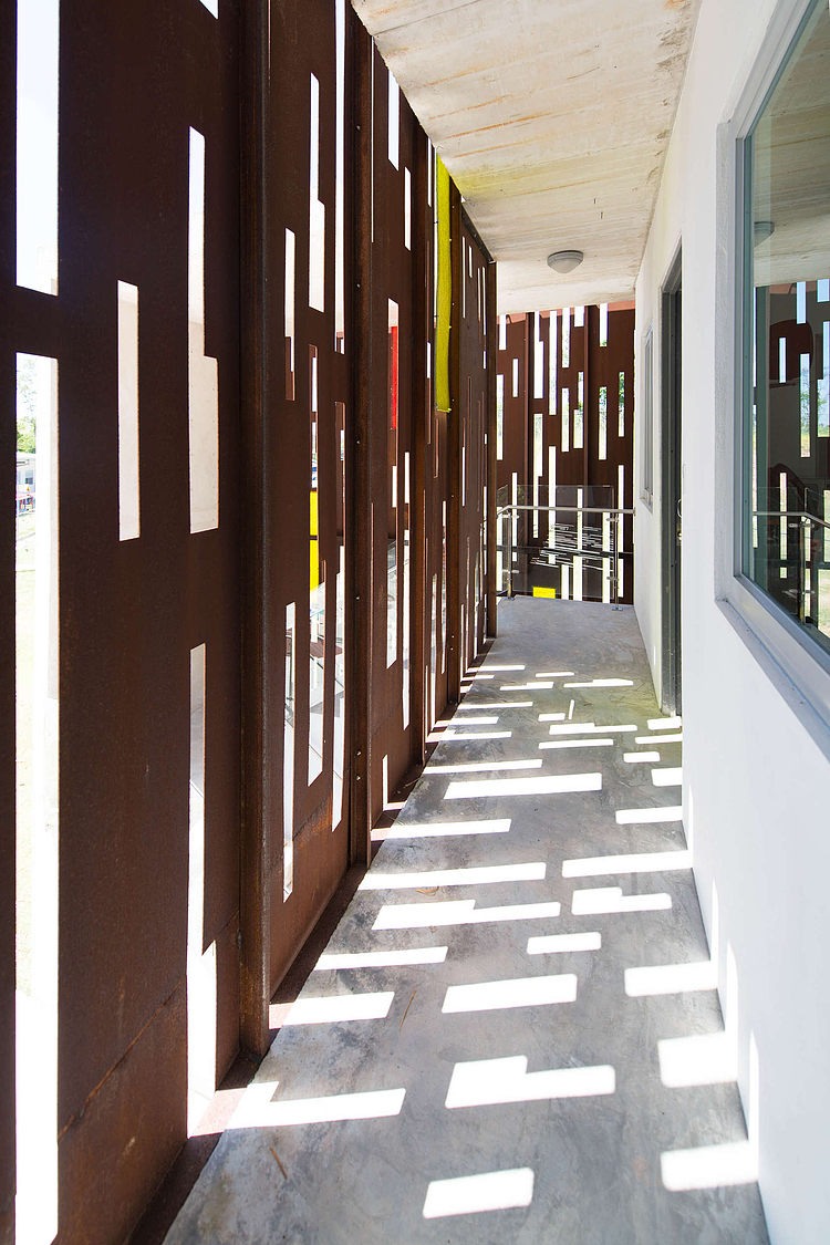 GELM Annex by Diaz Paunetto Arquitectos