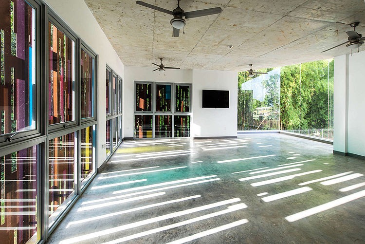 GELM Annex by Diaz Paunetto Arquitectos