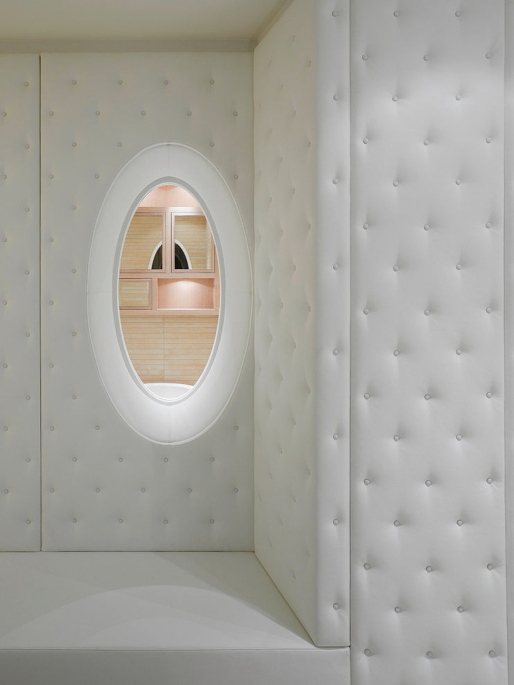 Quant 1 Residence by Ippolito Fleitz Group